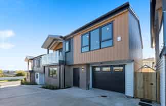 8B Hadfield Street, Beach Haven