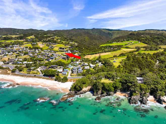 42 Taranga Road, Langs Beach