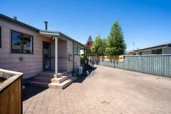 277 Shakespeare Street, Leamington