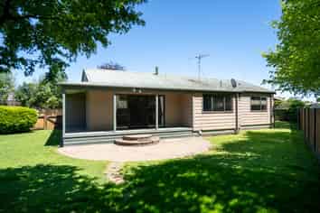 277 Shakespeare Street, Leamington