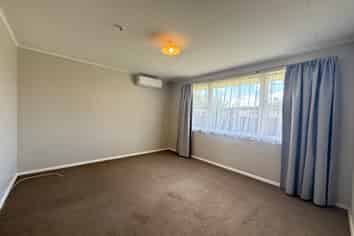 3/15 Resolute Way, Papakura