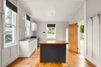 10 Carnarvon Street, Gisborne