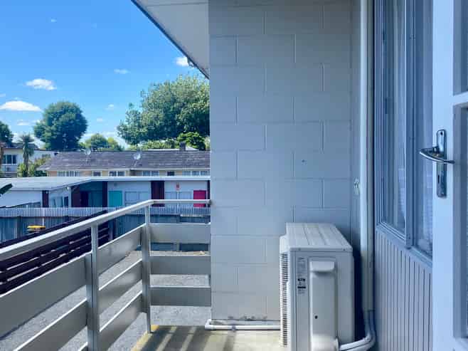 4/28 Wellington Street, Hamilton East