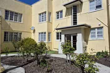 7/334 Dee Street, Avenal