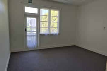 7/334 Dee Street, Avenal