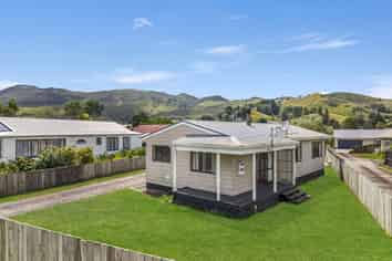 25 Thames Road, Paeroa