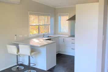 15b Cobblers Lane, Riverhead