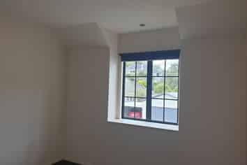 32 Firth Terrace, Karori