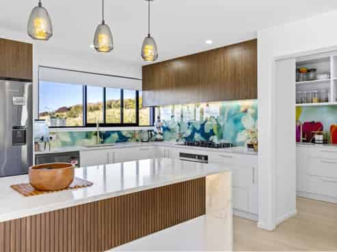 5 Grandview Lane, Acacia Bay