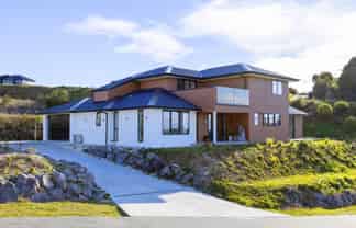 5 Grandview Lane, Acacia Bay