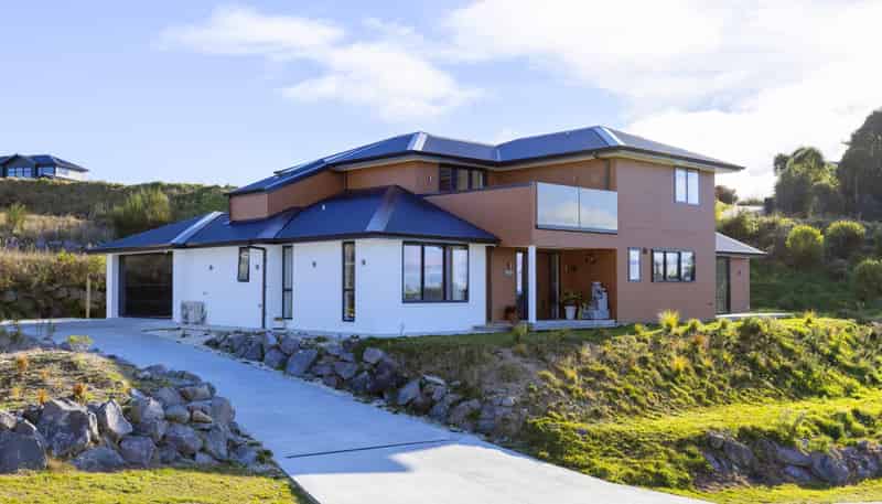 5 Grandview Lane, Acacia Bay