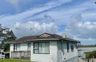 17 Montego Place, Weymouth