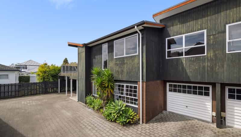 23B Beach Road, Otumoetai