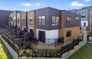 11,12-20/42 Captain Scott Road, Glen Eden