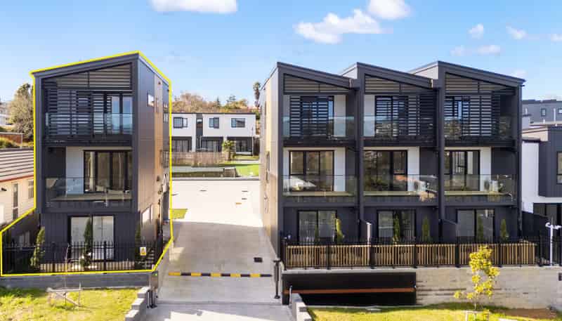 11,12-20/42 Captain Scott Road, Glen Eden