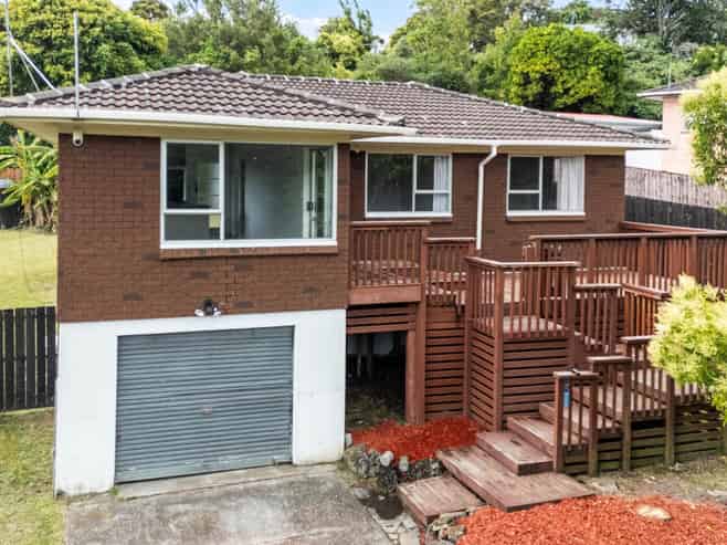 14 Zingaro Place, Massey