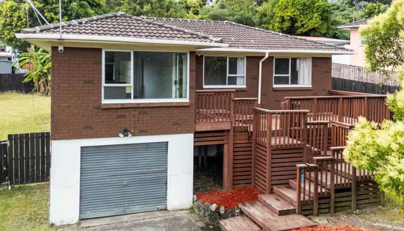 14 Zingaro Place, Massey