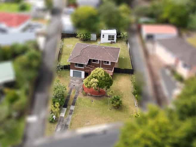 14 Zingaro Place, Massey