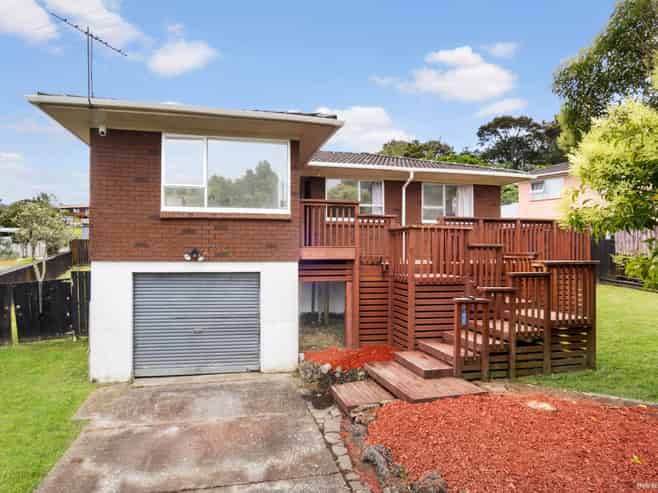 14 Zingaro Place, Massey
