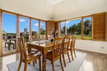 36 O'Brien Road, Winton