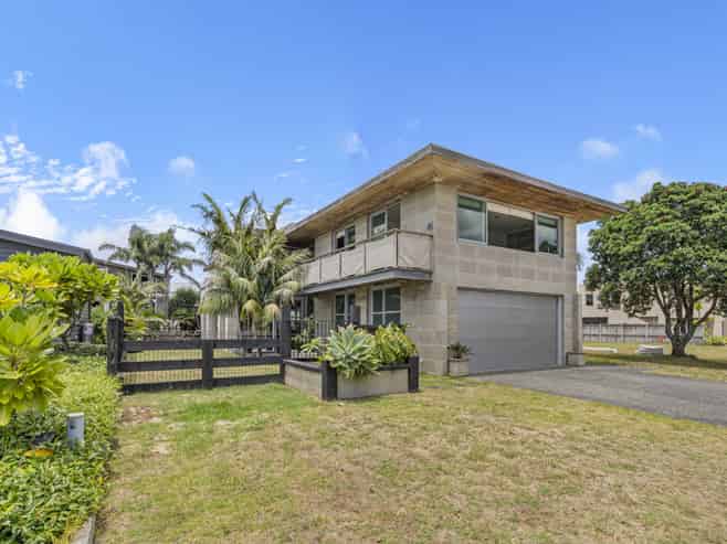 174 Omaha Drive, Omaha