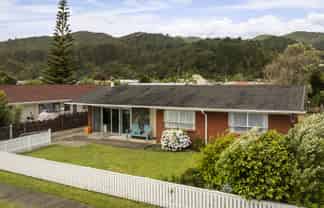 435 Fergusson Drive, Thames