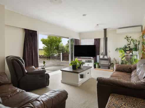 435 Fergusson Drive, Thames