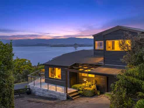 2/6 Kuharua Place, Omori