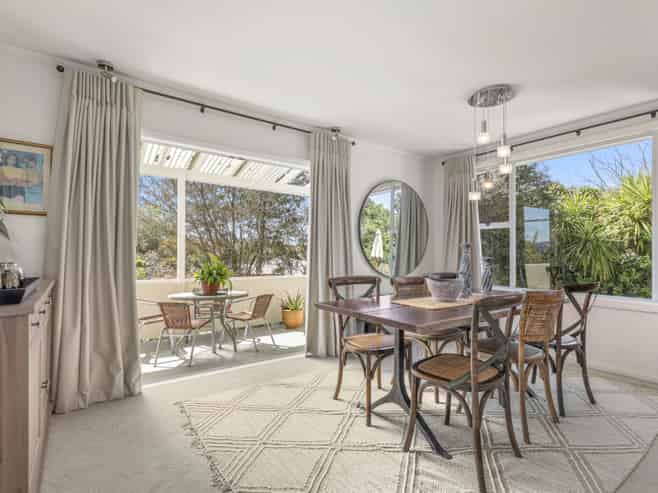 20 Sunset Street, Hilltop