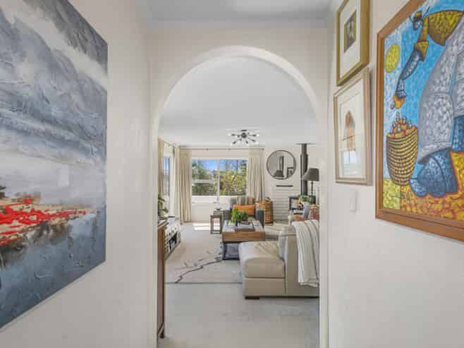 20 Sunset Street, Hilltop