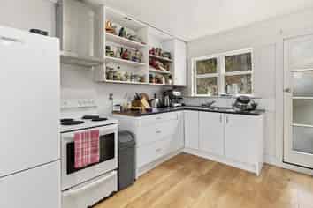 C/35 Lawrence Street, Newtown