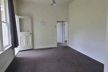 B/35 Lawrence Street, Newtown