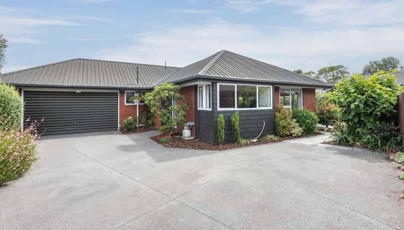 12B Lochmore St, Bishopdale