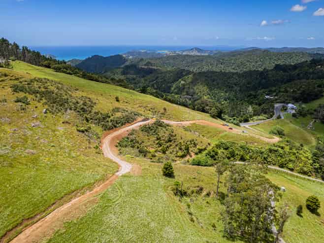 1403 Russell Road, Helena Bay