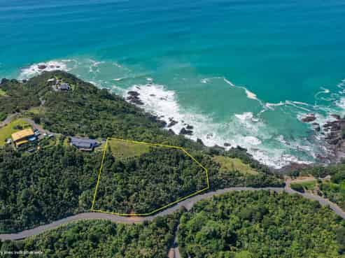 144 Lawson Drive, Tutukaka