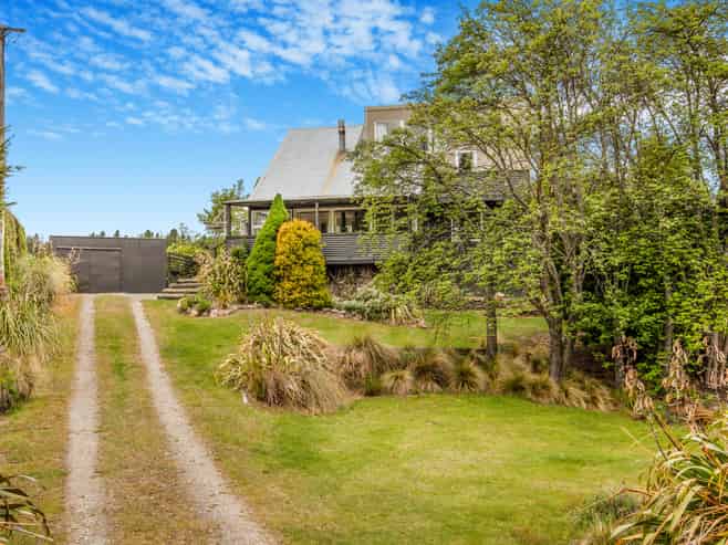 12 Strode Avenue, Naseby