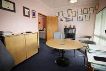 Professional office space for owner-occupier