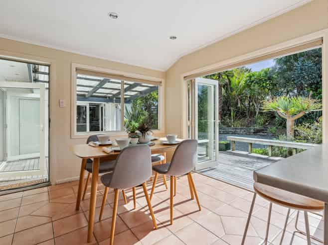 9 Omaikao Road, Ngunguru