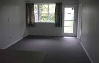 1/2 Regent Street, Pahiatua