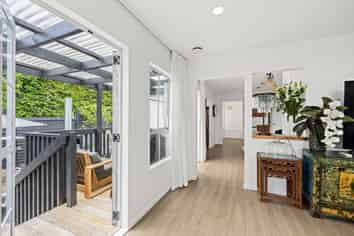 1/35 Newhaven Terrace, Mairangi Bay