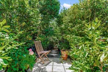 Auckland - Address withheld