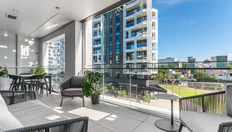202/223D Green Lane West, Epsom