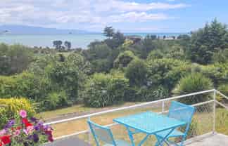 66 Tosswill Road, Tahunanui