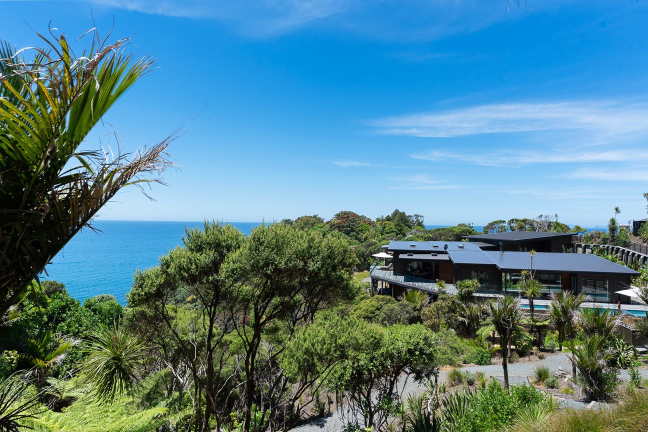 Prestige Among the Pohutukawa - Tutukaka Coast - Widok 2