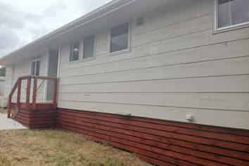 b/3 Surrey St, Waihi