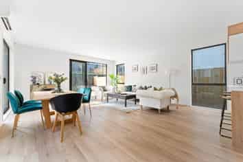 21 Bronzewater Drive, Silverdale