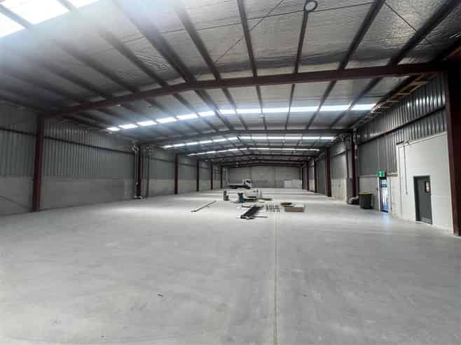 Modern Warehouse in Sylvia Park Precinct