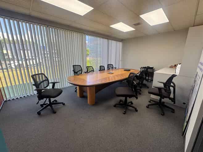 Modern Warehouse in Sylvia Park Precinct