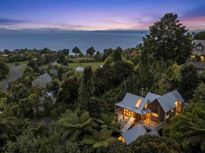 41 Kaiuru Avenue, Pukawa