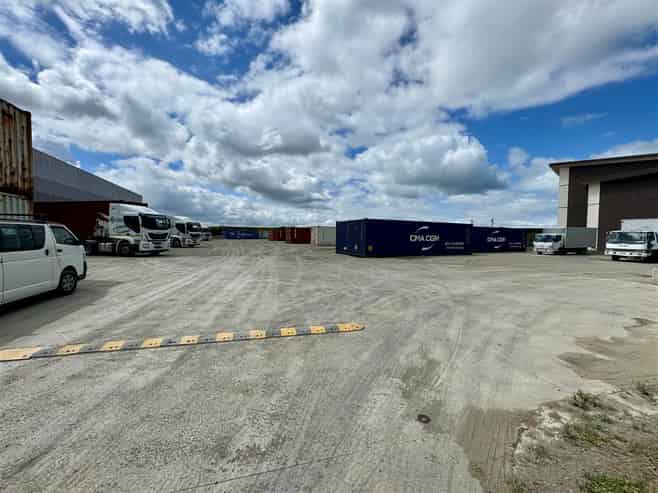 CBRE | Prime Hardstand Yard with Amenities